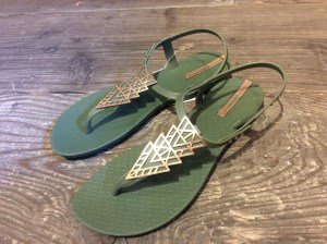 012ecfa7f03b263ab90a78fca98a2305cc3479d5bd