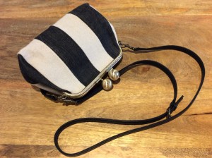 0145d8e17524d8efb3333faca9e7f8edc6624dc3aa