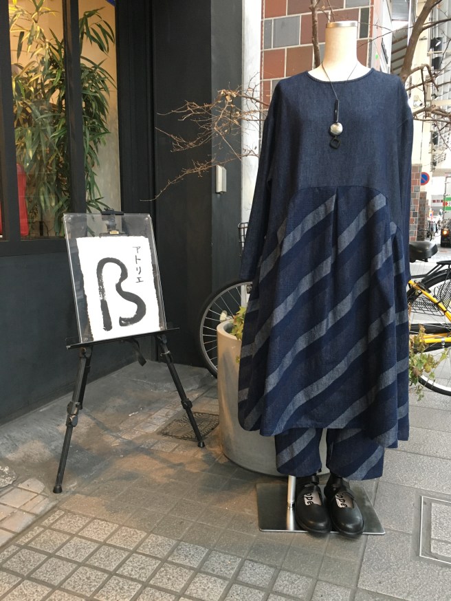 93E6DDF2-D3D2-4542-A5FA-512B15BF296D