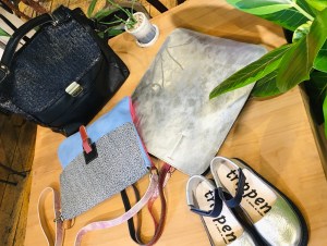 BDAD38F3-31A1-410A-A4A7-77809AFC6F65